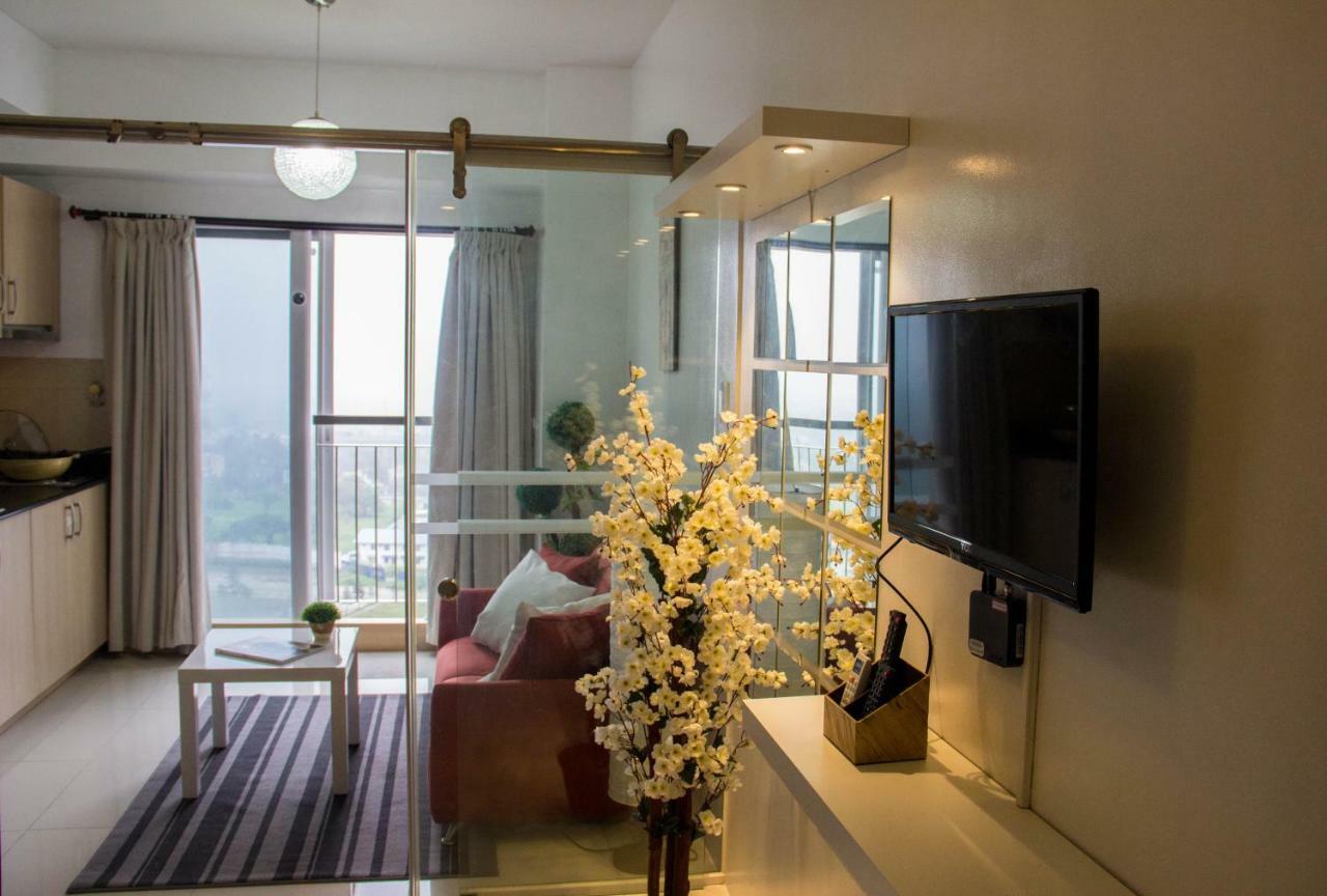 טגאיטאי Smdc Wind Residences Tagaytay With Balcony 19Th Floor מראה חיצוני תמונה