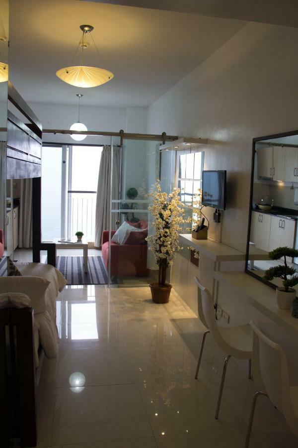טגאיטאי Smdc Wind Residences Tagaytay With Balcony 19Th Floor מראה חיצוני תמונה