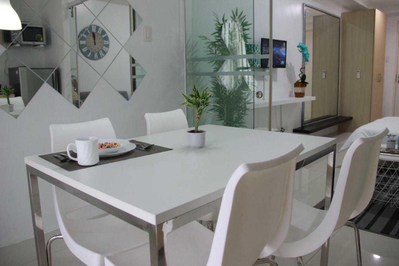 טגאיטאי Smdc Wind Residences Tagaytay With Balcony 19Th Floor מראה חיצוני תמונה
